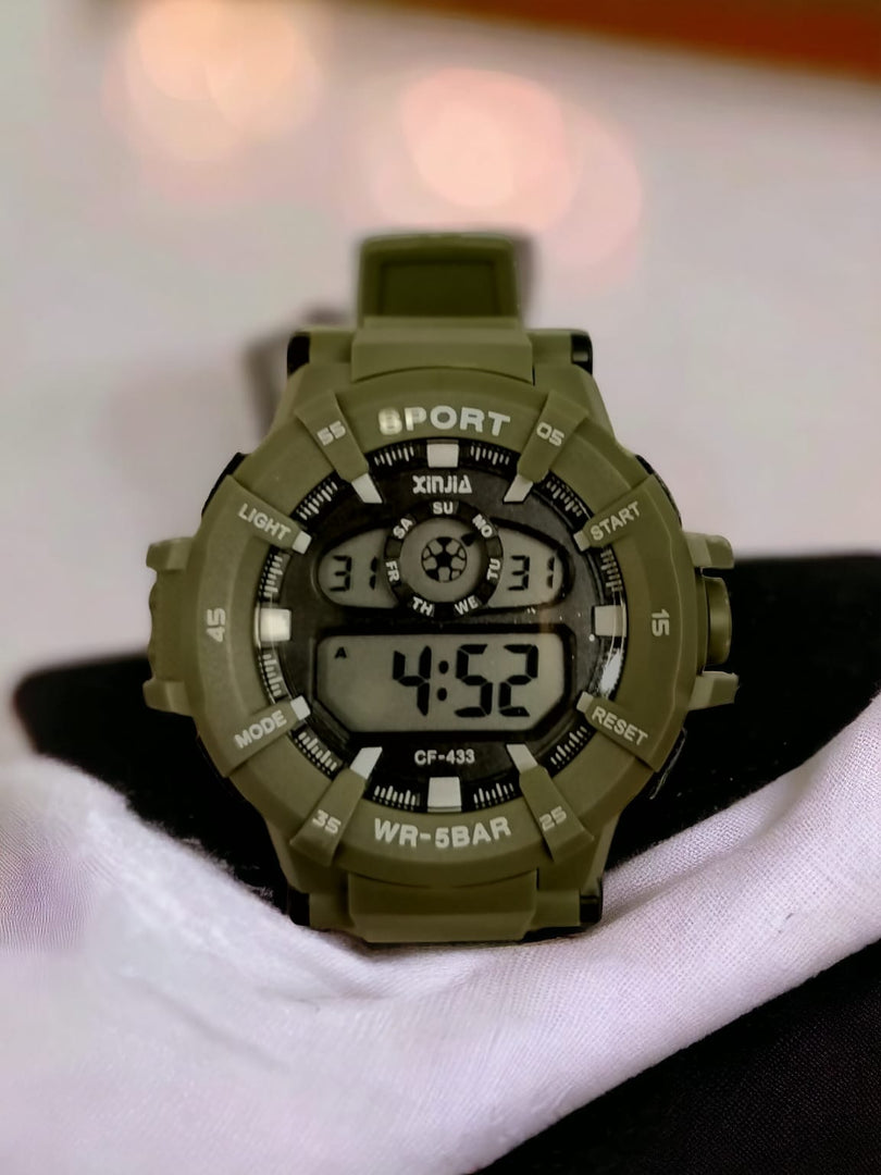 Sporty Digital Wristwatch - TinyBo