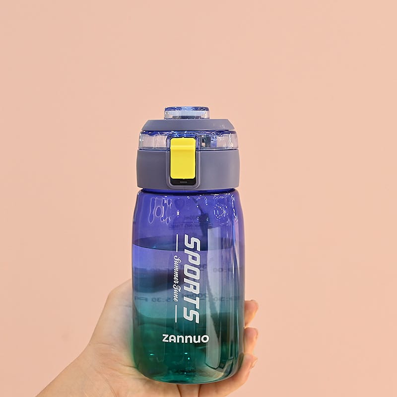 MuiltyColor sports water bottle.(500mL)