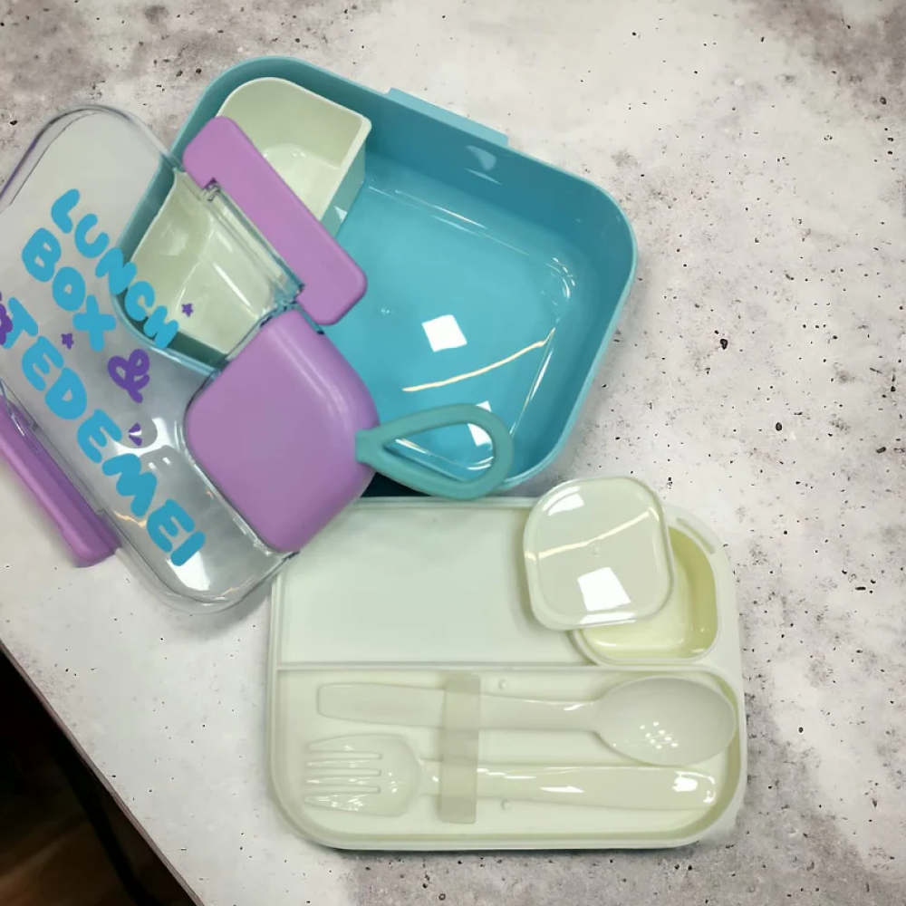 Spacious Lunch Box With Cutlery (1.1L) - TinyBo